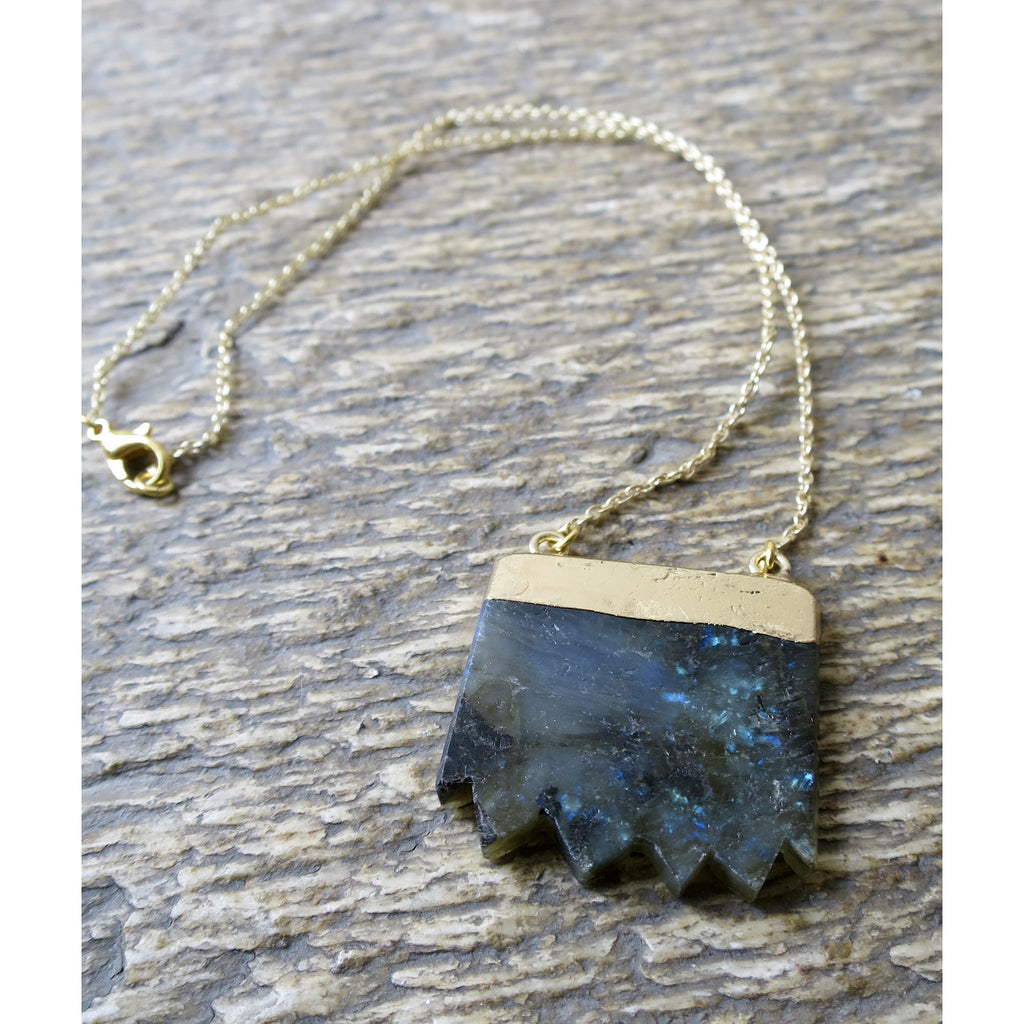 Labradorite Bar Necklace - Pretty Princess Style