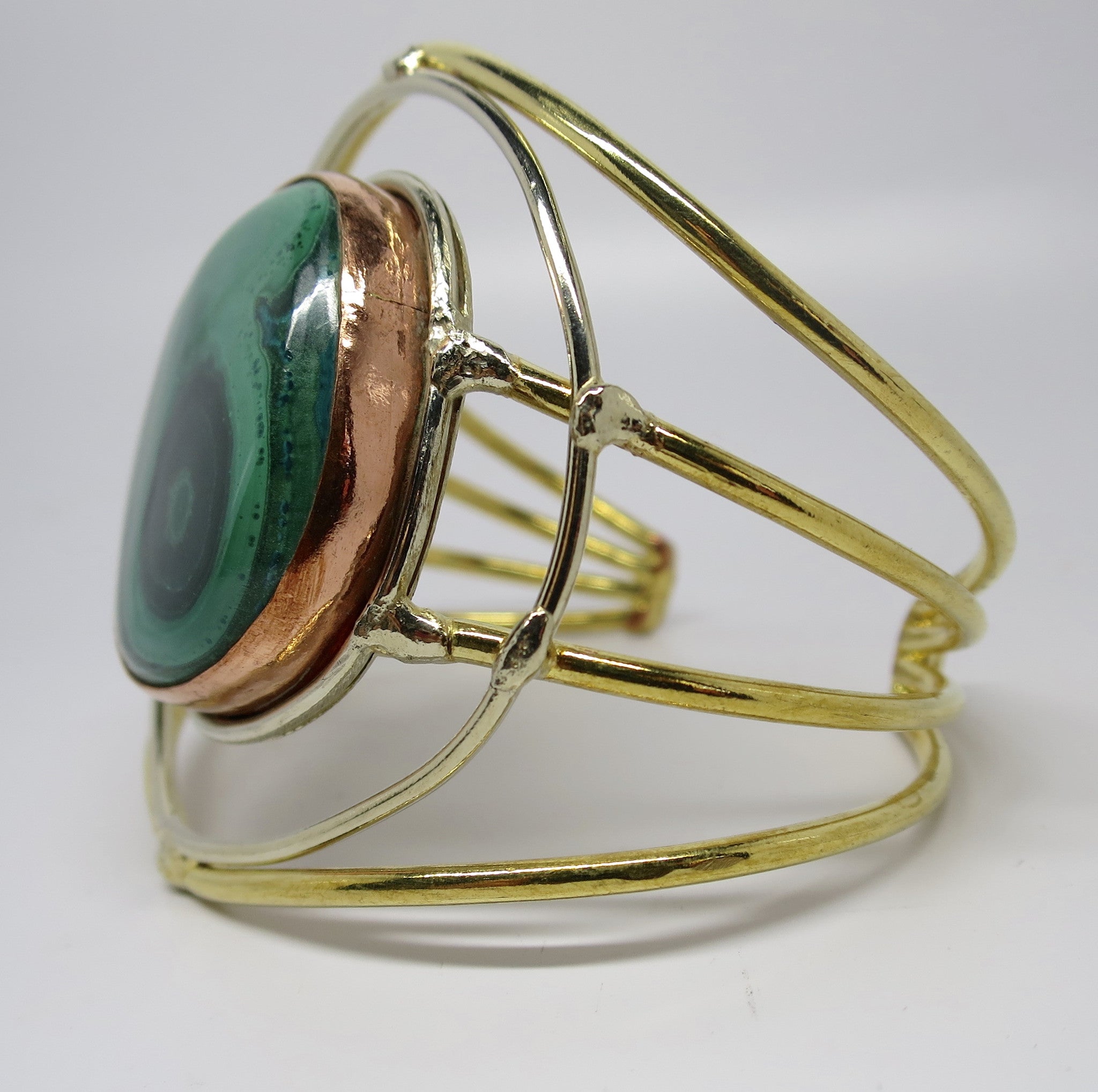 Allura Power Gems-Golden Brass Malachite Wire Bracelet - Pretty Princess Style
 - 2